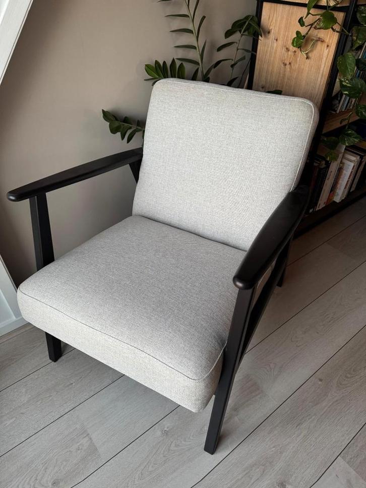 Ekenäset stoel - Zo goed als nieuw!, Huis en Inrichting, Fauteuils, Zo goed als nieuw, Hout, 50 tot 75 cm, Ophalen