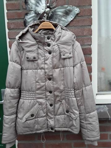 Winter jas van Vero Moda, M beige beschikbaar voor biedingen