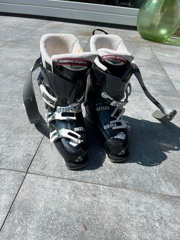 Gratis Ski schoenen Fischer maat 24,5 (37/38) beschikbaar voor biedingen