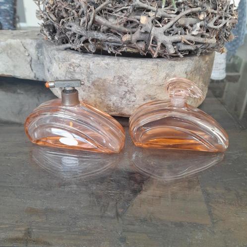 Jaren 60 parfumflessen, Antiek en Kunst, Curiosa en Brocante, Ophalen of Verzenden