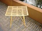 Vintage apart vierkant tafeltje [ krukje ? ] rotan / bamboe, Huis en Inrichting, Krukjes, Ophalen, Gebruikt, Overige materialen