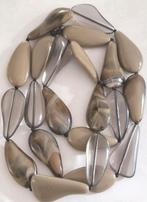 Kunststof kralen ketting  bakeliet?, Ophalen of Verzenden, Zo goed als nieuw, Kunststof