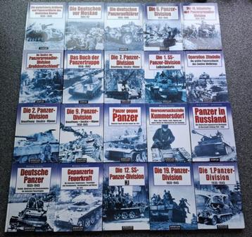 16 boektitels uit de reeks van Dorfler Zeitgeschichte WOII beschikbaar voor biedingen
