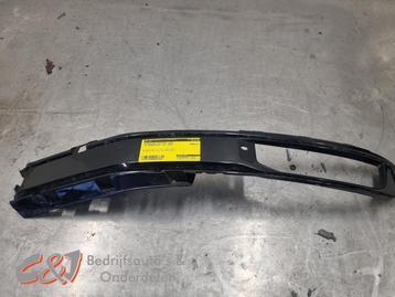Afdekplaat mistlamp links van een Volkswagen Transporter beschikbaar voor biedingen