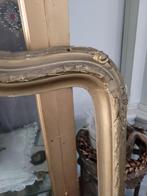 Antieke lijst hout met gips, Ophalen