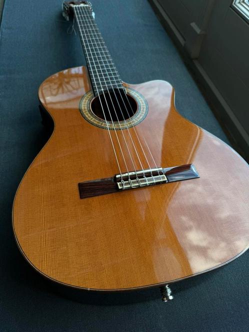 Alhambra 3C CW E1 akoestische gitaar, Muziek en Instrumenten, Snaarinstrumenten | Gitaren | Akoestisch, Zo goed als nieuw, Klassieke of Spaanse gitaar