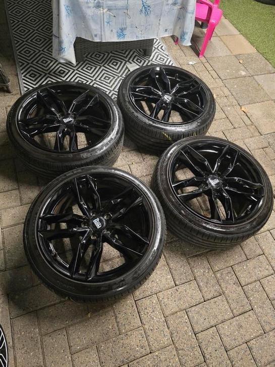 hele mooie set 18 inch Mam velgen 5x112 Hoogglans zwart, Auto-onderdelen, Banden en Velgen, Banden en Velgen, Zomerbanden, 18 inch