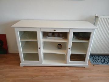 Dressoir kast beschikbaar voor biedingen