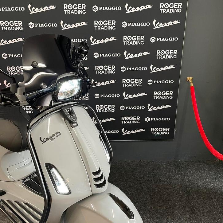 Vespa Sprint 4T E4 Brom Nardo Grey 2020 Vol Opties!, Fietsen en Brommers, Brommers | Overige merken, Zo goed als nieuw, Maximaal 45 km/u