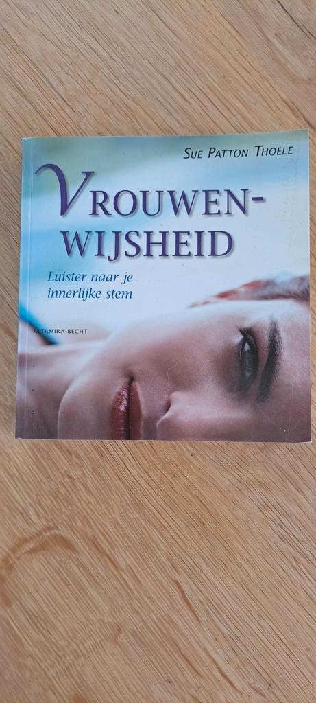 Sue Patton Thoele - Vrouwenwijsheid, Boeken, Esoterie en Spiritualiteit, Zo goed als nieuw, Spiritualiteit algemeen, Ophalen of Verzenden