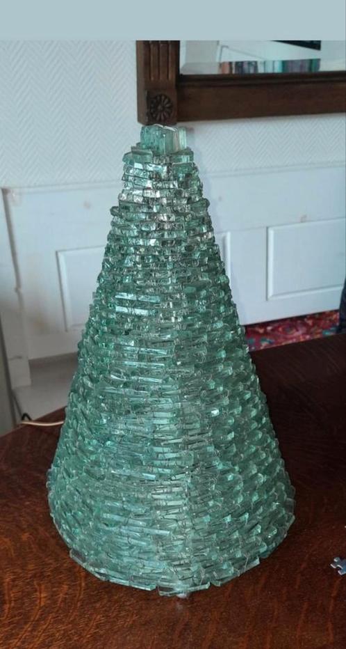 Brutalistische piramide tafellamp handgemaakt, beschrijving, Huis en Inrichting, Lampen | Tafellampen, Zo goed als nieuw, Minder dan 50 cm