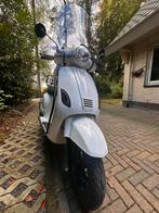 Nette scooter AGM vx50 te koop! Bouwjaar maart 2022, Zo goed als nieuw, Benzine, Ophalen, Overige merken