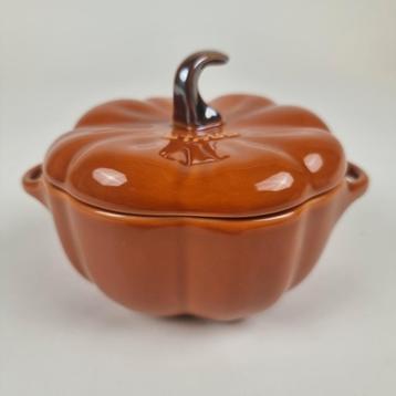 Staub cocotte pompoen keramiek ovenschaal 12 cm – 0,5 L beschikbaar voor biedingen