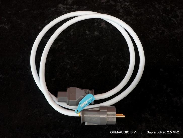 Supra LoRad 2.5 mk2, 1.5 Meter, Powercord. 2.5mm² OFC, Audio, Tv en Foto, Audiokabels en Televisiekabels, Zo goed als nieuw, Overige kabels