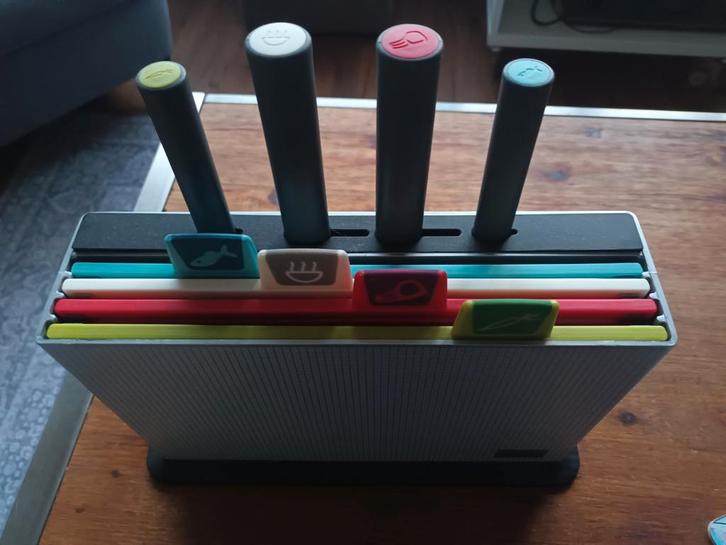 Joseph Joseph snijplankenset met messen, Huis en Inrichting, Keuken | Keukenbenodigdheden, Gebruikt, Ophalen of Verzenden