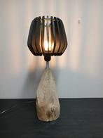 Landelijke tafellampje gemaakt van drijfhout, Huis en Inrichting, 50 tot 75 cm, Stoer sober landelijk drijfhout Oostenrijk, Nieuw