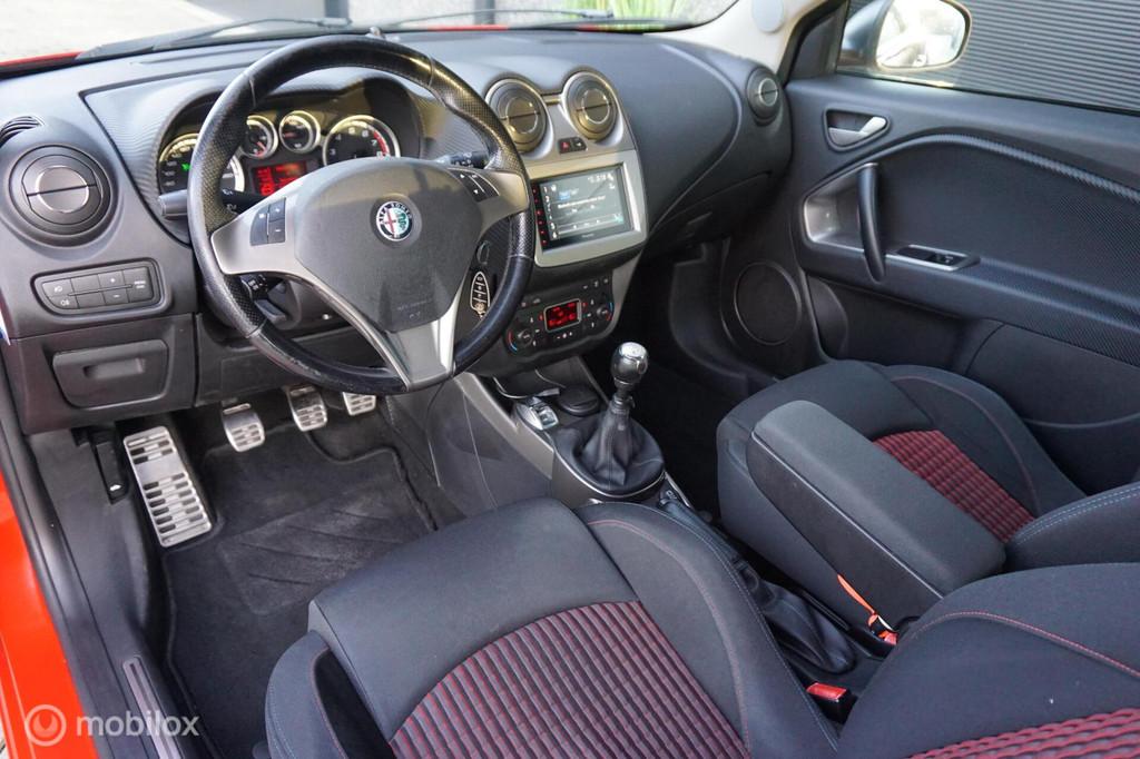 Alfa Romeo MiTo 1.4 Turbo QV 180 PK Xenon Cruise Clima PDC, Voorwielaandrijving, 15 km/l, Gebruikt, 4 cilinders