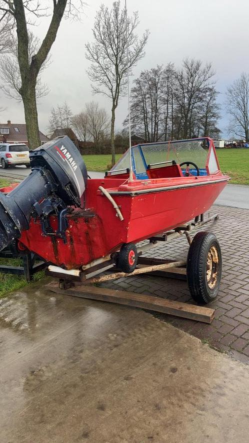 Boot te koop! Met stallings trailer maar zonder motor, Watersport en Boten, Motorboten en Motorjachten, Gebruikt, Polyester, Tot 6 meter