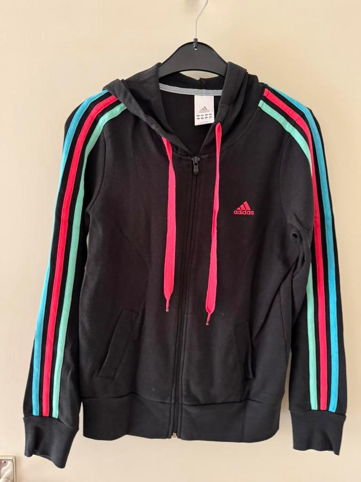 Adidas jack met capuchon / hoody - dames 40, Kleding | Dames, Sportkleding, Zo goed als nieuw, Overige typen, Maat 38/40 (M), Zwart
