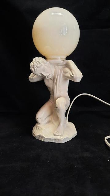 Tafellamp Griekse god atlas jrn 60/70, lees de beschrijving beschikbaar voor biedingen