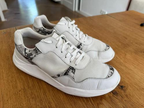 Clarks dames sneakers maat 40, Kleding | Dames, Schoenen, Zo goed als nieuw, Sneakers of Gympen, Wit, Ophalen of Verzenden
