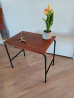 Vintage teak tafeltje bijzettafeltje, Ophalen of Verzenden, Zo goed als nieuw
