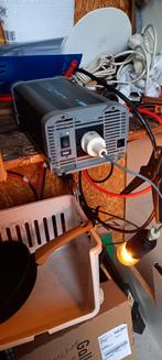 Zuivere sinus omvormer 12 volt. 230 volt 1000 watt Xenteq, Ophalen of Verzenden, Gebruikt