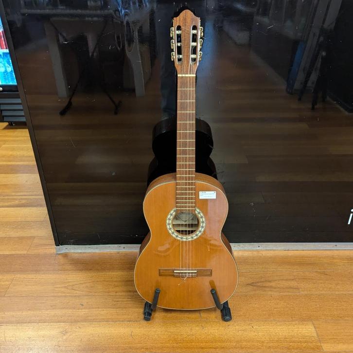 Amada Classical Guitar 4755 Bruin, Muziek en Instrumenten, Overige Muziek en Instrumenten, Zo goed als nieuw