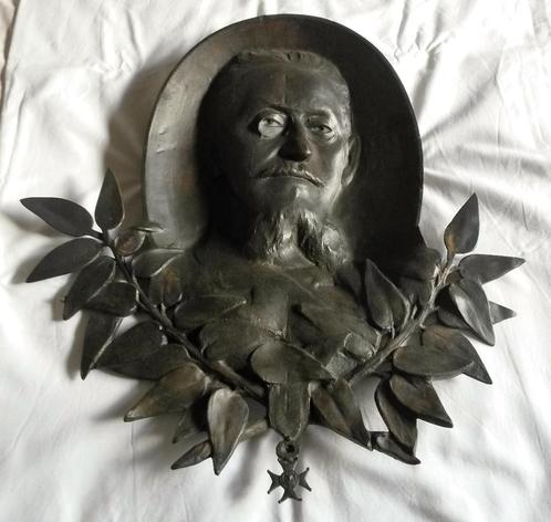 bronzen beeld - muurplaat, Antiek en Kunst, Kunst | Beelden en Houtsnijwerken, Ophalen of Verzenden