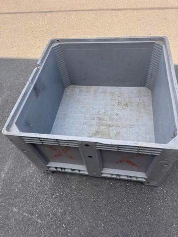 Kuubskisten kunststof bakken opbergbox beschikbaar voor biedingen