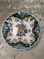 Makkum Bord met Bloemmotief, Antiek en Kunst, Antiek | Wandborden en Tegels, Ophalen of Verzenden