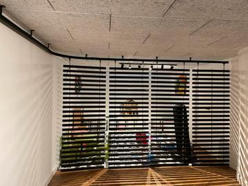 Panelgordijnen Afsluiting voor Kamer beschikbaar voor biedingen
