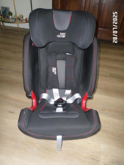 auto kinderstoel, Kinderen en Baby's, Autostoeltjes, Zo goed als nieuw, Romer, 15 t/m 36 kg, Autogordel of Isofix, Slaapstand