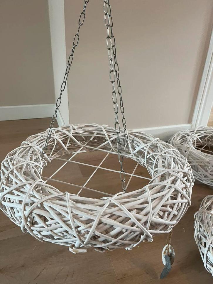 Mooie rieten kransen, Huis en Inrichting, Woonaccessoires | Kransen, Nieuw, Ophalen
