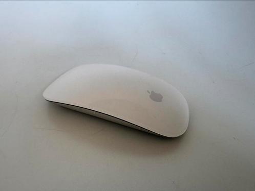 Apple Magic Mouse 1st generation (A1296), Computers en Software, Muizen, Gebruikt, Muis, Draadloos, Ophalen of Verzenden