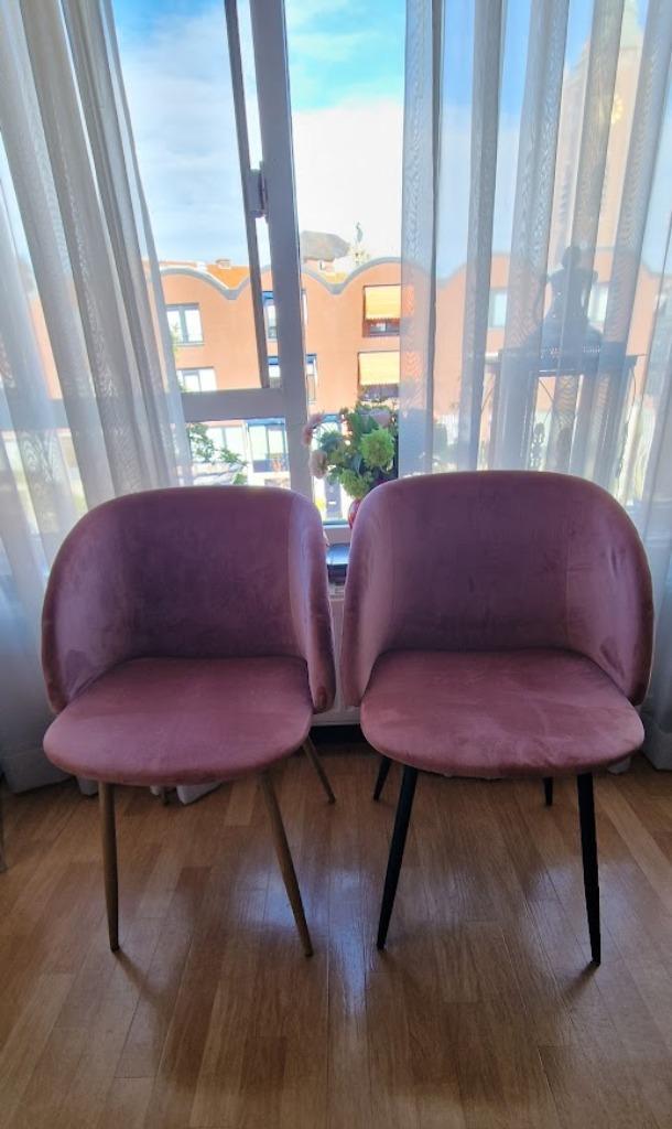 Søstene Grene 2 roze fluwelen eetkamerstoelen, Huis en Inrichting, Stoelen, Zo goed als nieuw, Twee, Metaal, Stof, Overige kleuren