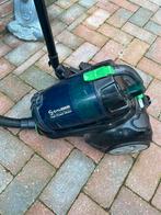 Te koop:Nette stofzuiger van Sauber, Witgoed en Apparatuur, Stofzuigers, Ophalen, Zo goed als nieuw, Reservoir, Stofzuiger