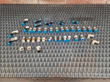 Diversen koppelingen smc zie foto's  beschikbaar voor biedingen