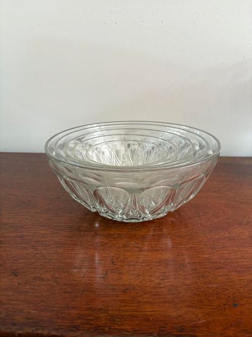 Set 5 nestschalen glas, Antiek en Kunst, Antiek | Schalen, Ophalen of Verzenden