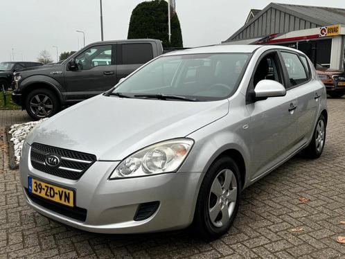 Kia cee'd 1.4 X-tra 5-Deurs 2009 Trekhaak APK, Auto's, Kia, Bedrijf, (Pro) Cee d, ABS, Airbags, Airconditioning, Radio, Startonderbreker