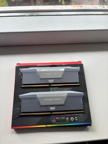 32 GB corsair vengeance RGB Ram beschikbaar voor biedingen