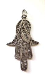 Vintage filigrain zilveren hanger, Hand van Fatima (5789), Ophalen, Zo goed als nieuw, Kruis of Symbool, Zilver