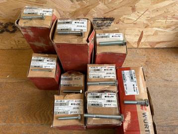 Groot Lot Würth Bouten M6-M12 - Staal beschikbaar voor biedingen