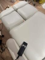 Behandelstoel, wit, elektrisch, Ophalen of Verzenden, Gebruikt, Massagetafel