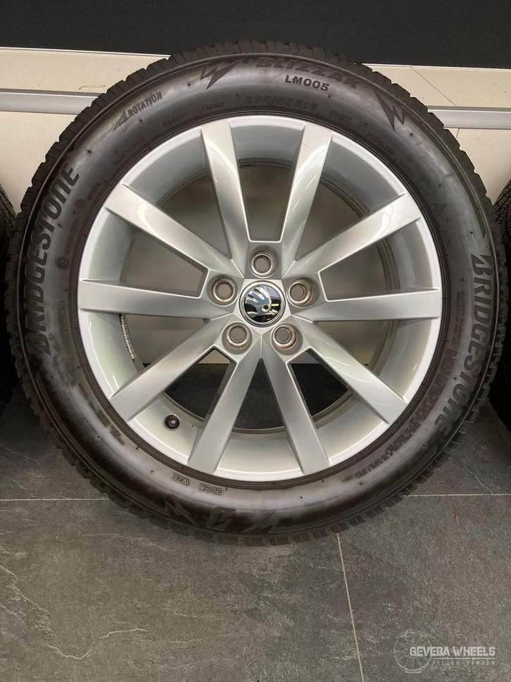 16” originele Skoda Scala velgen + winterbanden 5x100 657601, Auto-onderdelen, Banden en Velgen, Banden en Velgen, Winterbanden