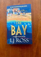 ** The bay / LJ Ross **, Verzenden, Zo goed als nieuw, Fictie