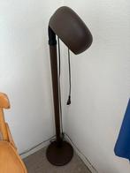 Vintage vloerlamp van Vrieland design, Huis en Inrichting, Ophalen of Verzenden, Zo goed als nieuw, Metaal