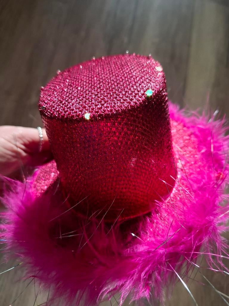 Carnavalshoedje roze met lichtjes, Kleding | Dames, Carnavalskleding en Feestkleding, Ophalen of Verzenden, Zo goed als nieuw