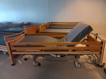 Elektrische Ziekenhuisbed / Verpleegbed op VOORRAAD !!! beschikbaar voor biedingen
