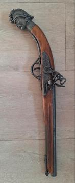 Antiek decoratief sierpistool., Ophalen of Verzenden